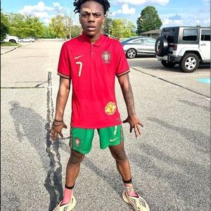 Meet your Posher, Caylee